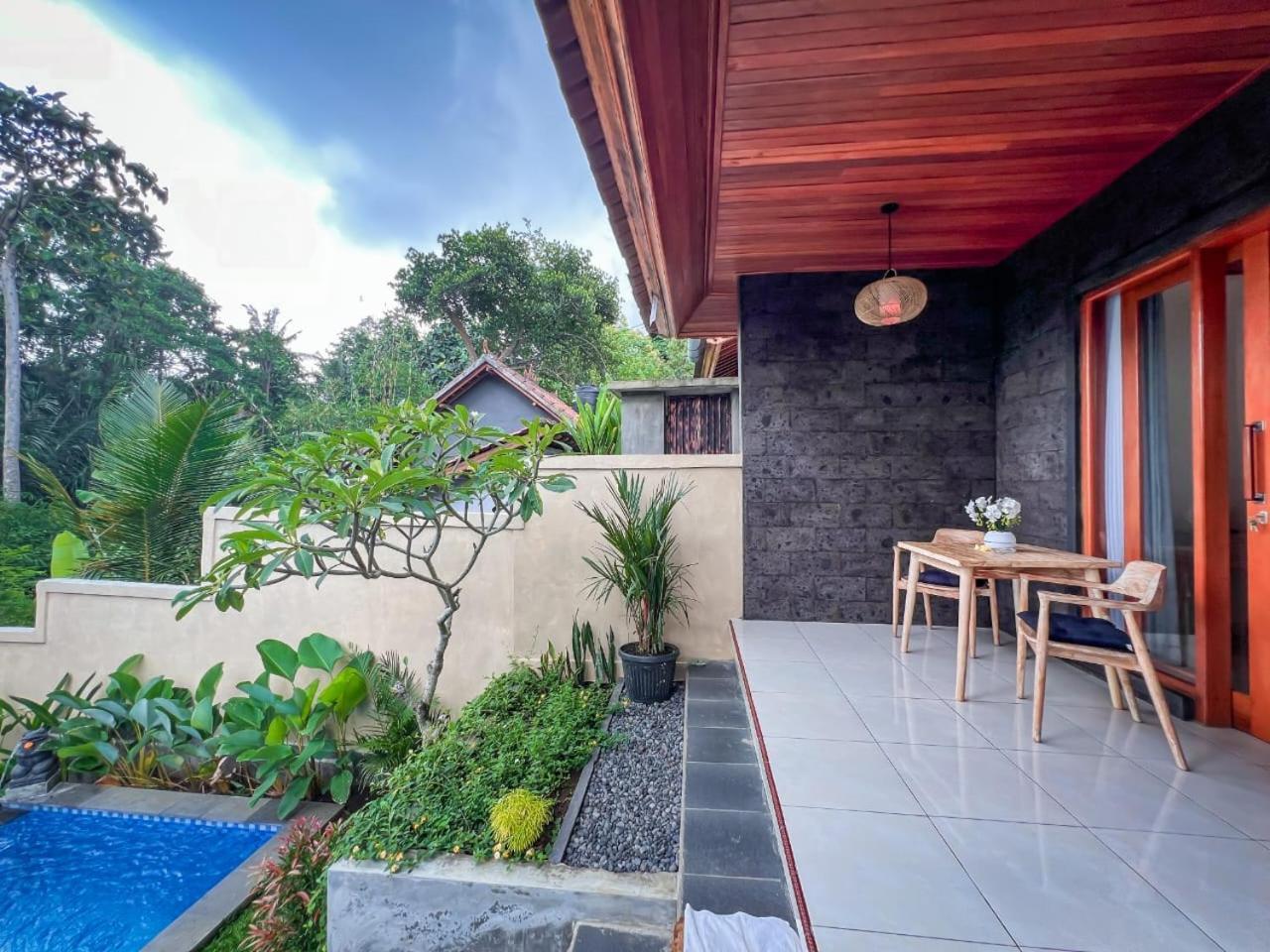 Aris House Private Pool Villa أوبود المظهر الخارجي الصورة
