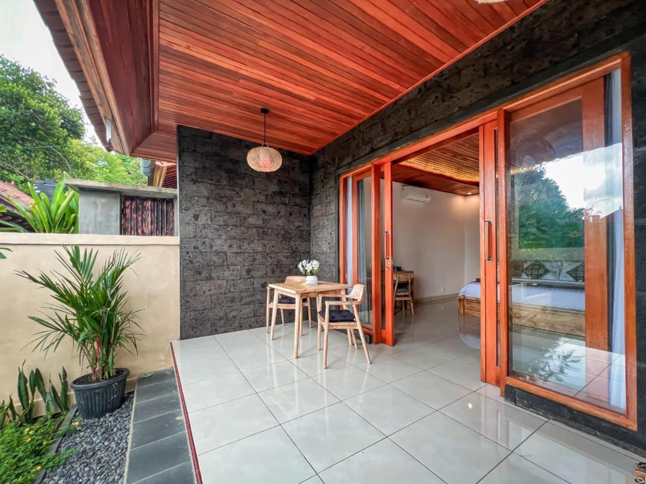 Aris House Private Pool Villa أوبود المظهر الخارجي الصورة